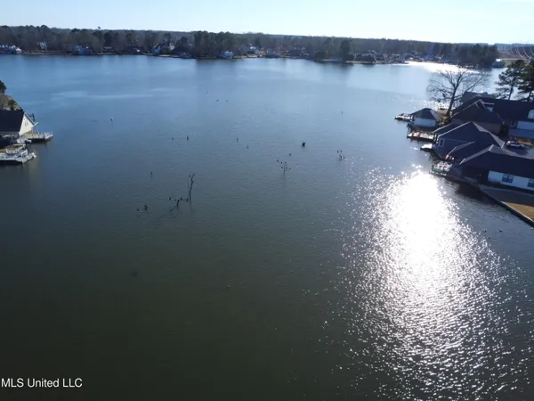 $205,000 | 211 Northshore Boulevard, Madison, MS 39110