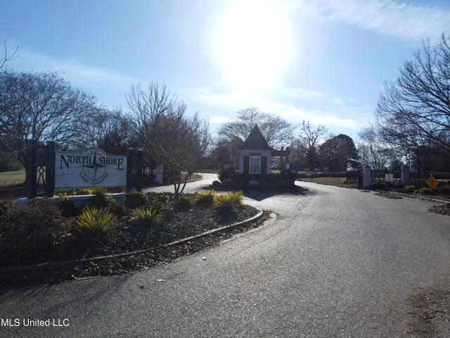 $205,000 | 211 Northshore Boulevard, Madison, MS 39110