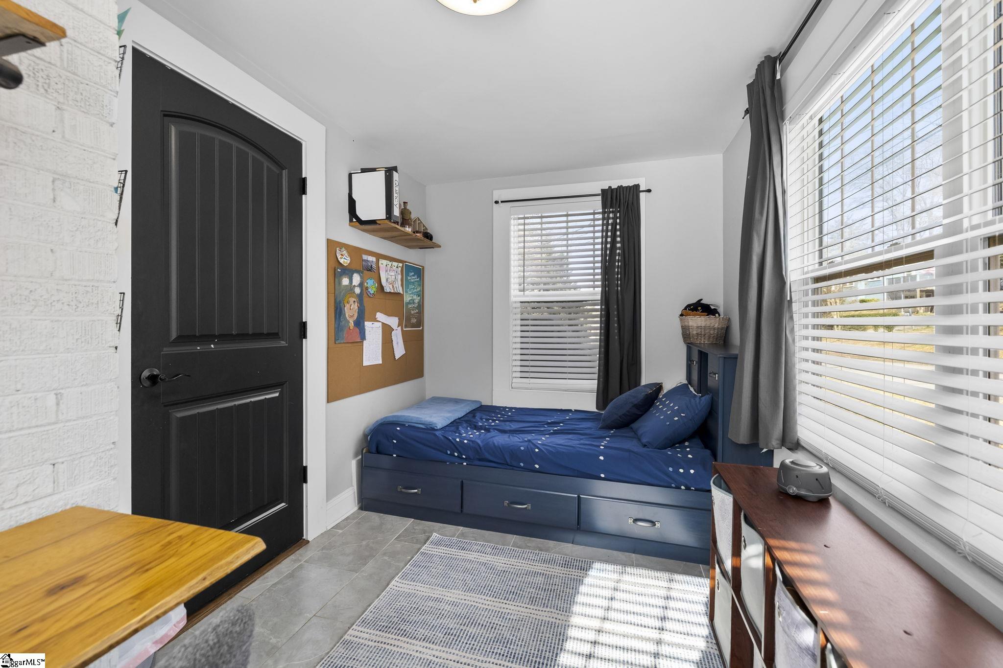 23 Charlotte Street Greenville, SC 29607 - Photo 17 of 34