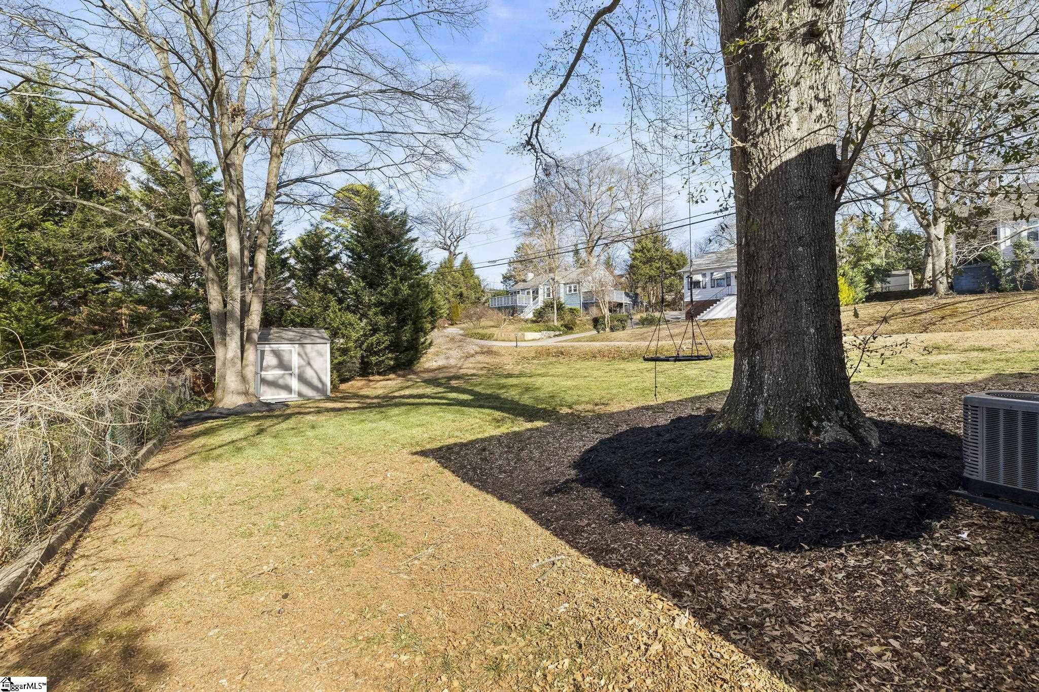 23 Charlotte Street Greenville, SC 29607 - Photo 26 of 34