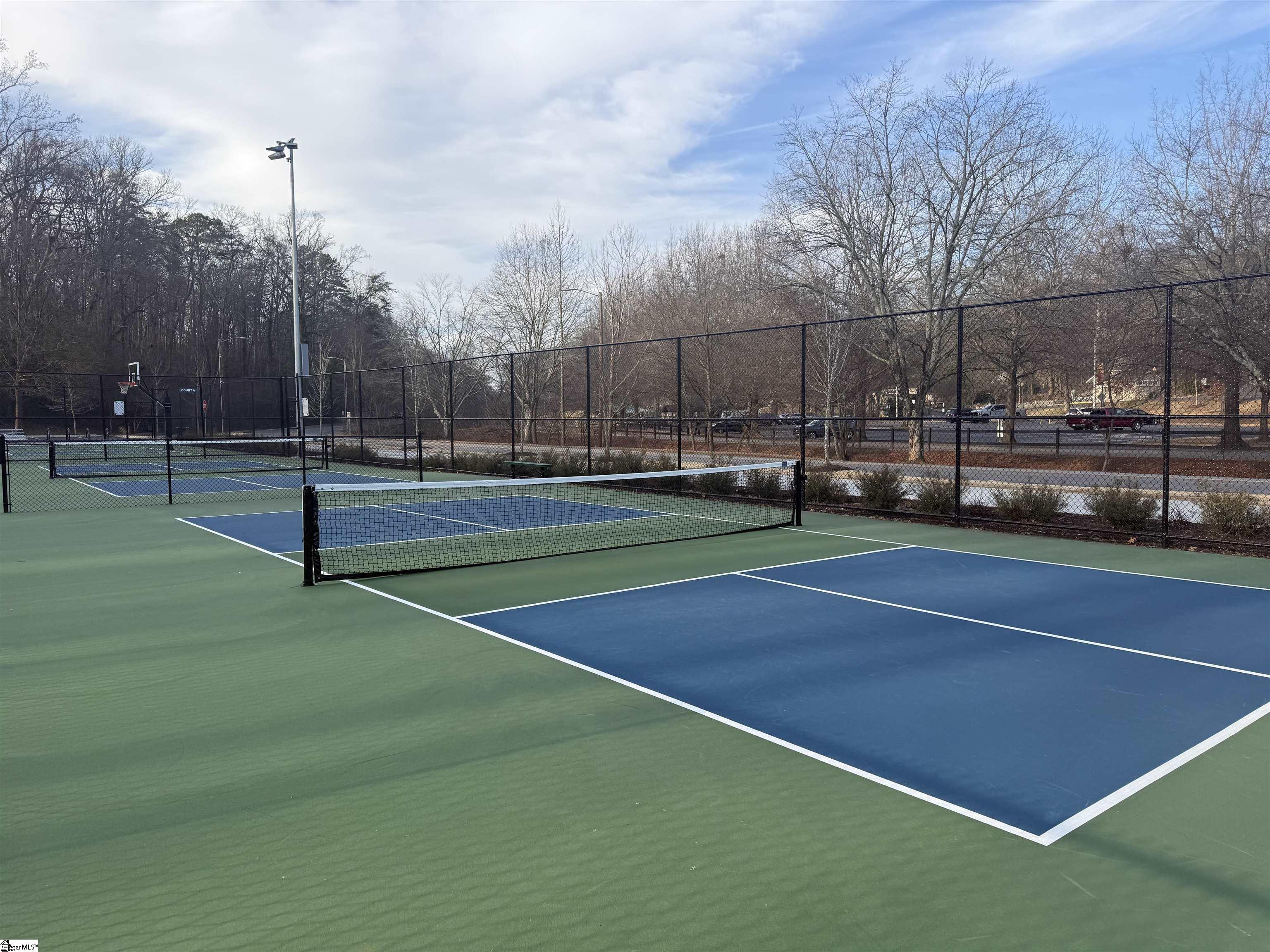 23 Charlotte Street Greenville, SC 29607 - Photo 30 of 34