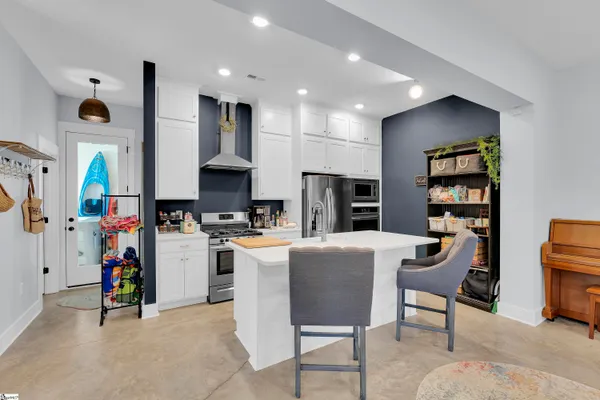 $1,150,000 | 233 Grandmont Court, Greer, SC 29650