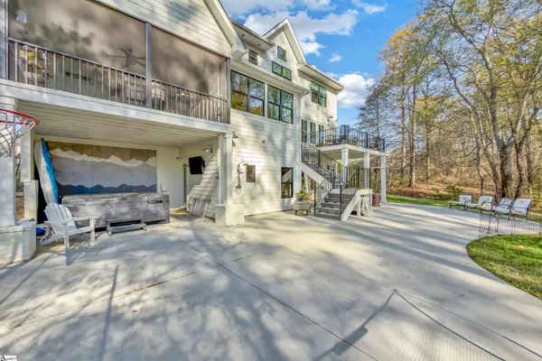 $1,150,000 | 233 Grandmont Court, Greer, SC 29650