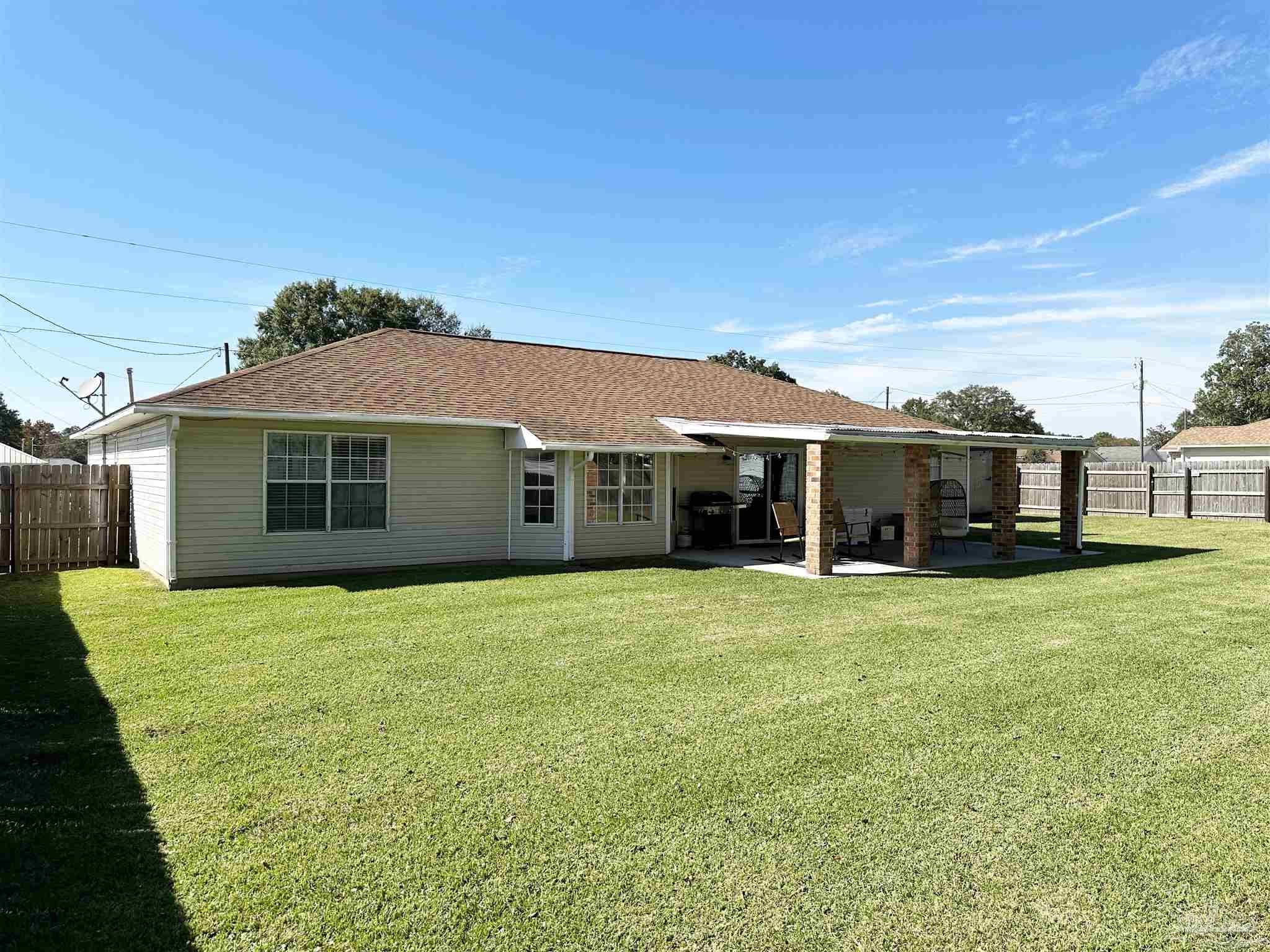 1932 Winners Circle Cantonment, FL 32533 - Photo 24 of 27