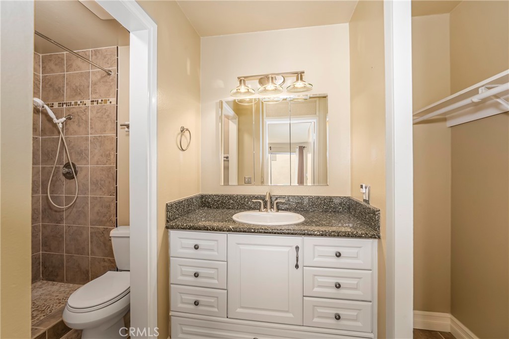 2162 Sweetbriar Road Tustin, CA 92780 - Photo 14 of 33