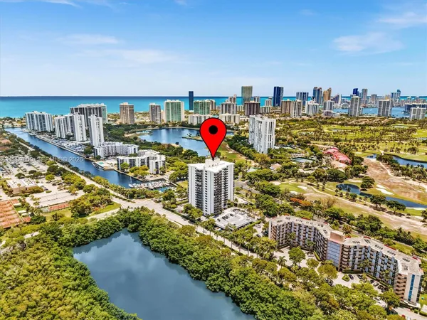 $2,250 | 3375 North Country Club Drive, Unit 208, Aventura, FL 33180
