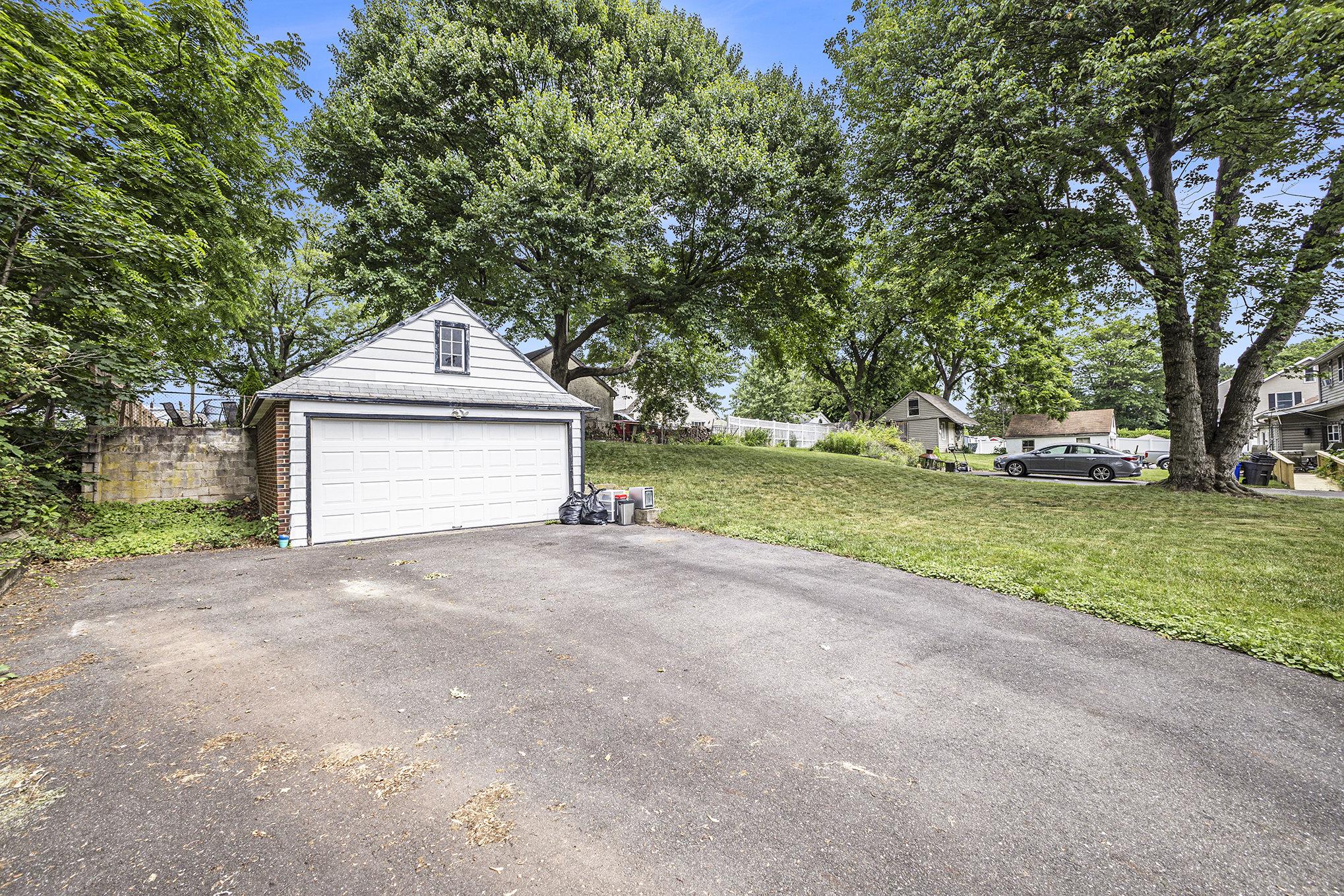 524 Continental Road Hatboro, PA 19040 - Photo 22 of 23 Spacious yard with charming garage.