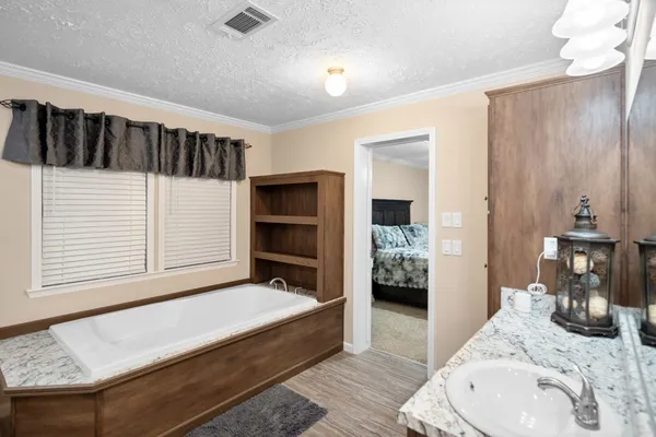 $649,900 | 186 Fcr 941, Teague, TX 75860