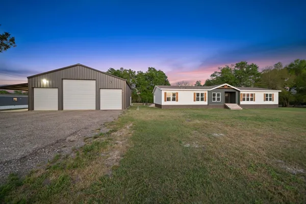 $649,900 | 186 Fcr 941, Teague, TX 75860