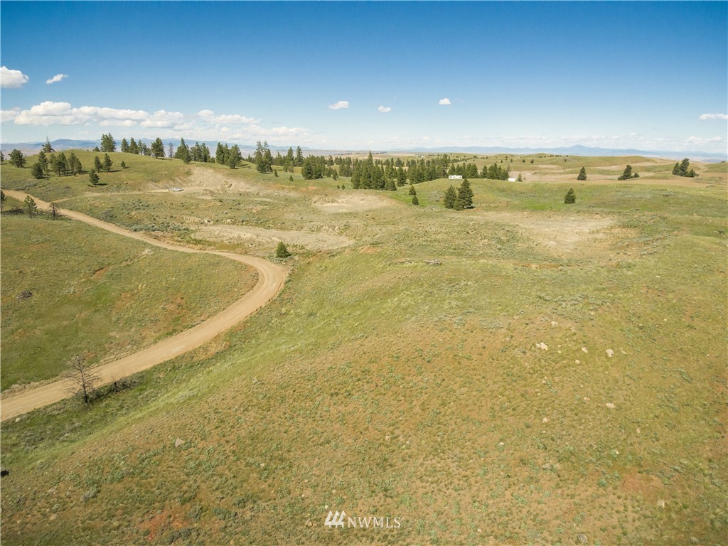 0 Rd A, Unit TR 1 Waterville, WA 98858 - Photo 2 of 5 a view of an ocean and beach