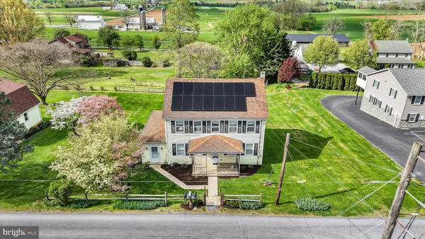 $319,900 | 141 Harristown Road, Paradise, PA 17562