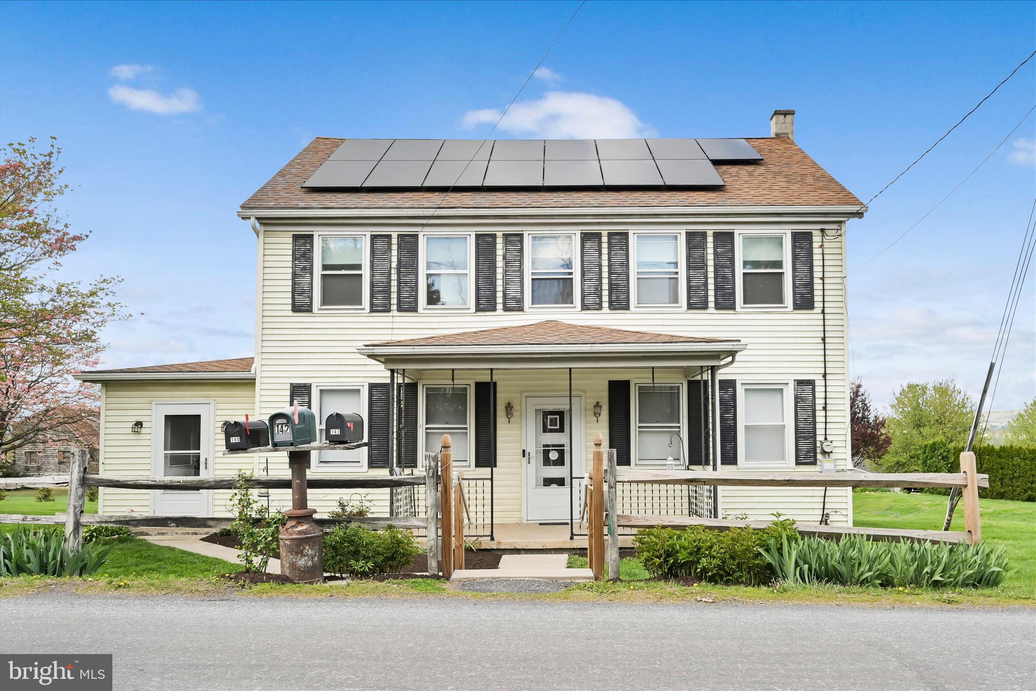 141 Harristown Road Paradise, PA 17562 - Photo 5 of 41 Exterior Front