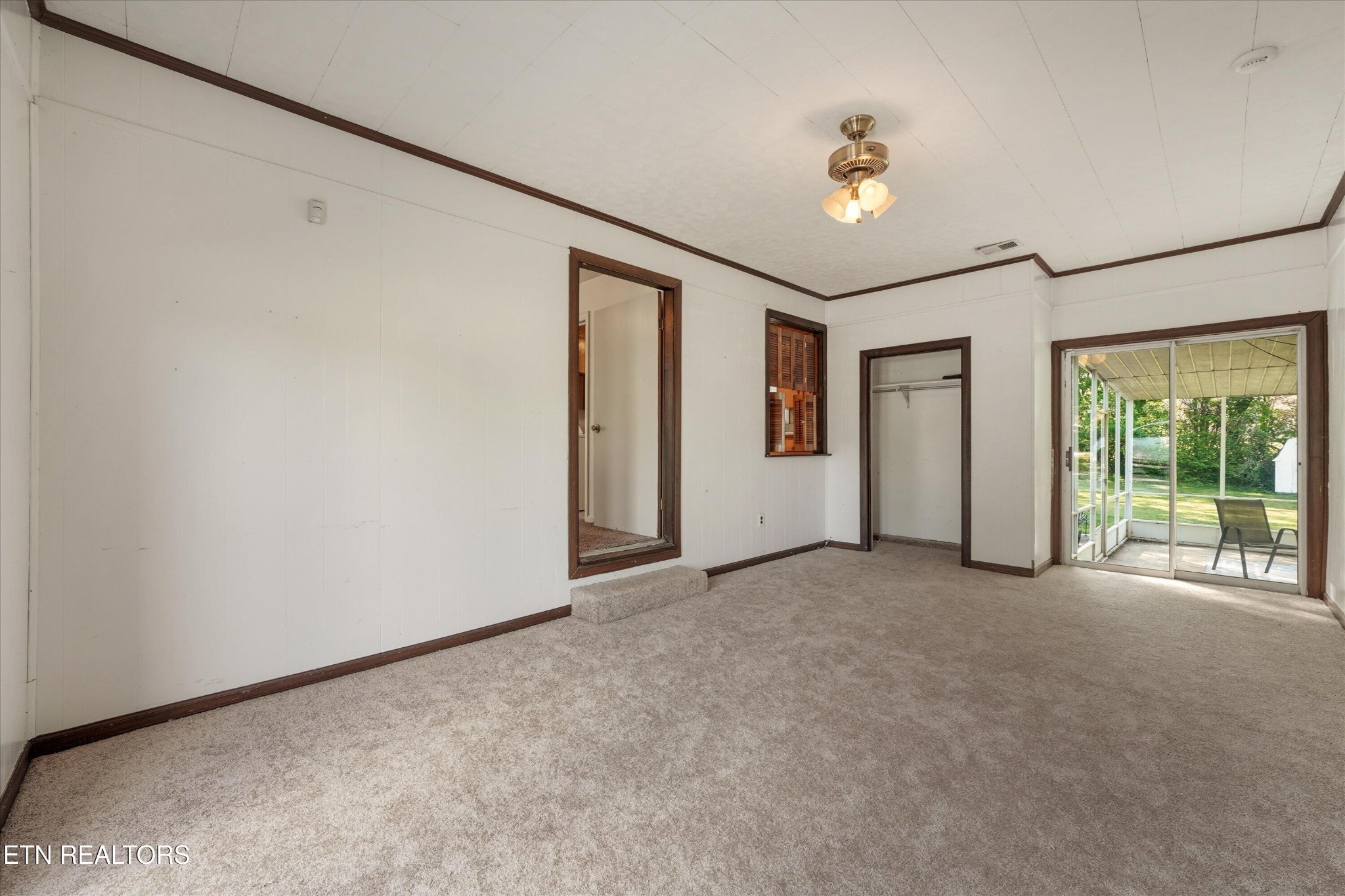 3322 Cunningham Road Knoxville, TN 37918 - Photo 16 of 31 Gallery Image 16