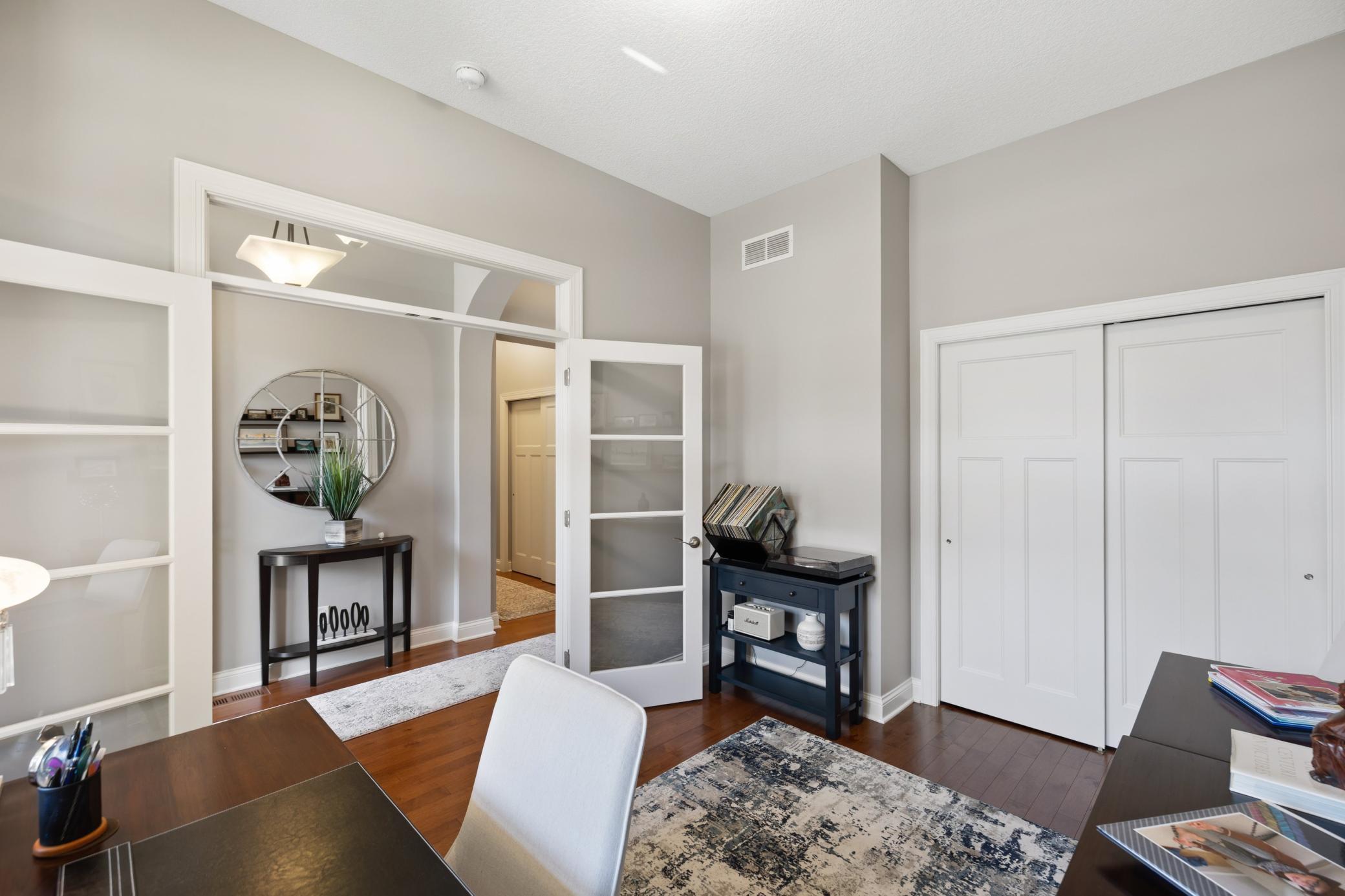 8752 Lake Riley Drive Chanhassen, MN 55317 - Photo 20 of 55 Gallery Image 20