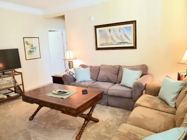 $329,000 | 1914 Chatelain Way, Mount Pleasant, SC 29464