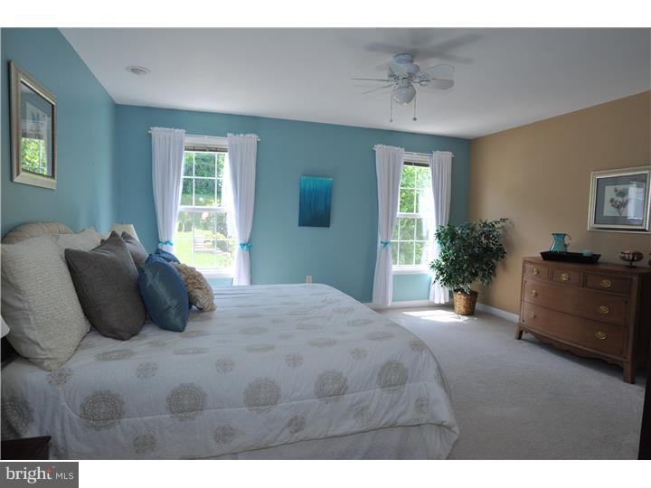 1531 Huron Drive Sinking Spring, PA 19608 - Photo 11 of 25