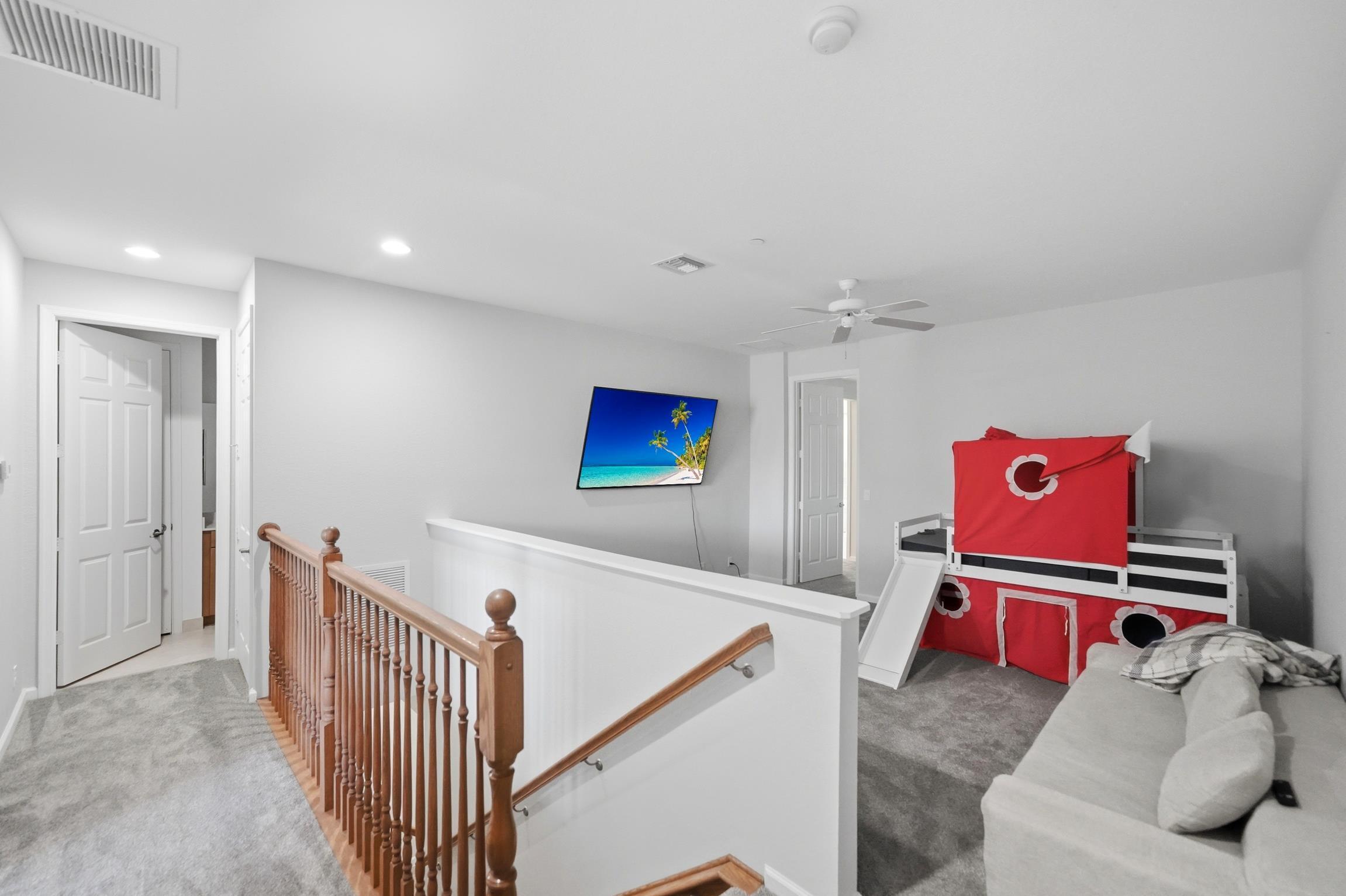 135 Southwest Walking Path Stuart, FL 34997 - Photo 23 of 38 djl1irimkm (1)