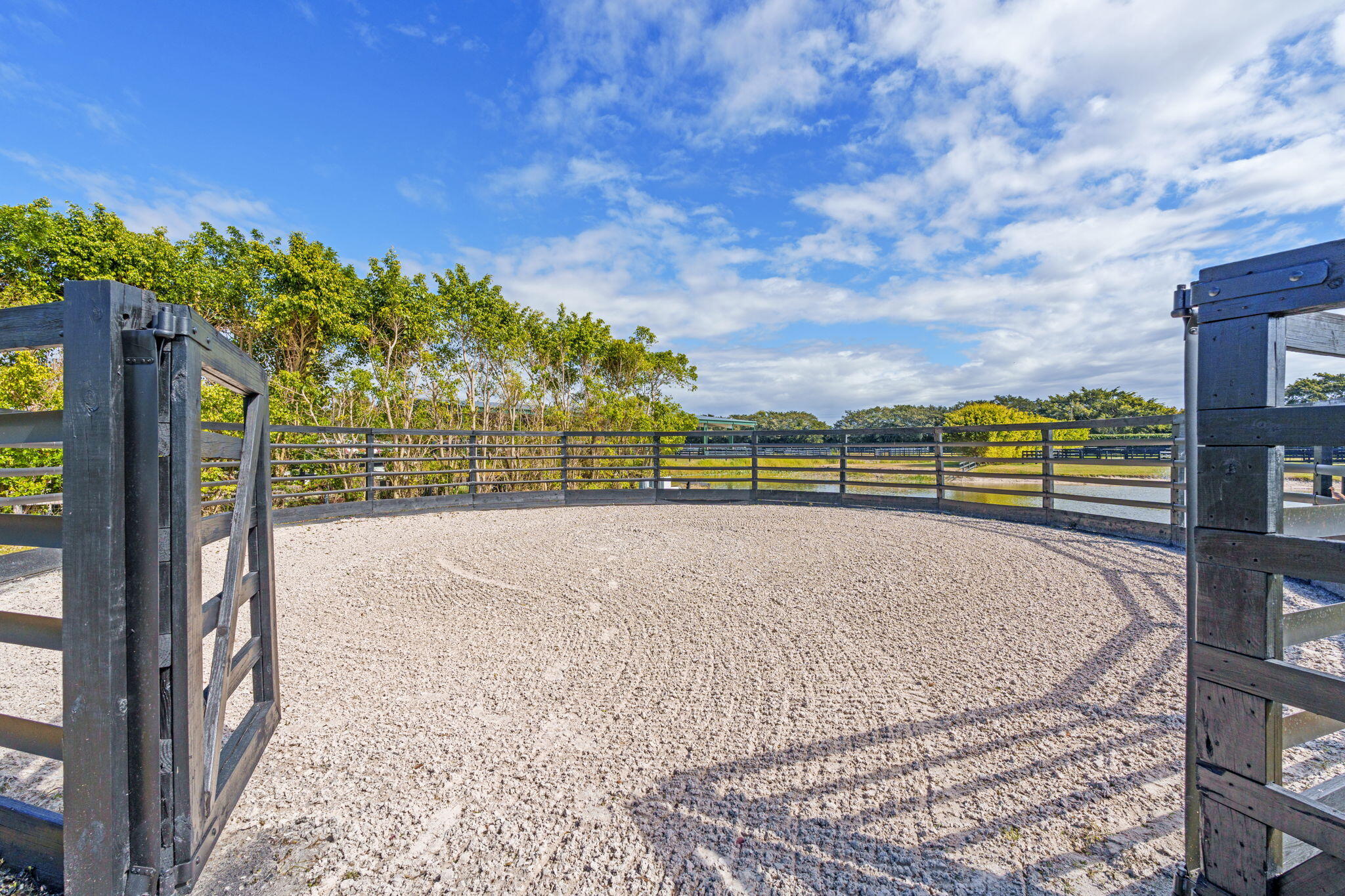 13155 Southfields Road Wellington, FL 33414 - Photo 51 of 70 34-web-or-mls-A7408845