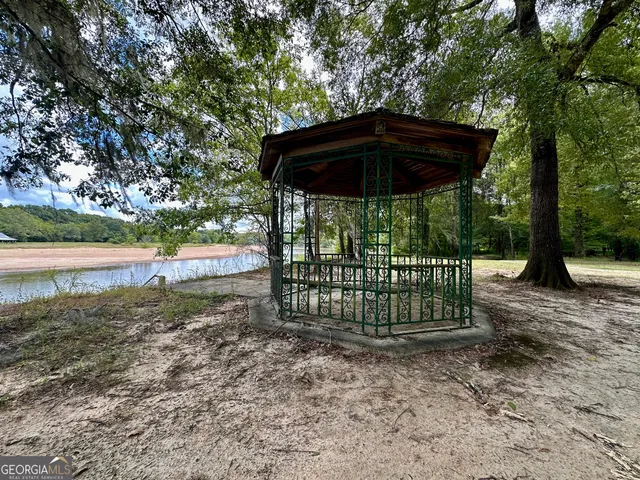 $215,000 | 226 Cherokee Road, Glenwood, GA 30428