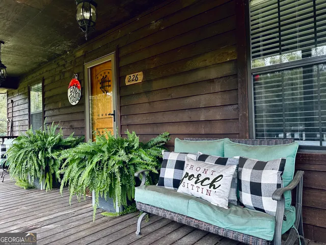 $215,000 | 226 Cherokee Road, Glenwood, GA 30428