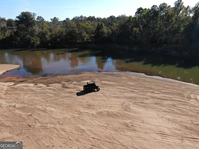 $215,000 | 226 Cherokee Road, Glenwood, GA 30428