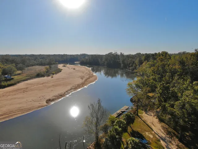 $215,000 | 226 Cherokee Road, Glenwood, GA 30428