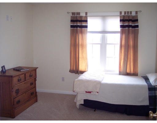 18 Glen Road Hopkinton, MA 01748 - Photo 22 of 29 Gallery Image 22