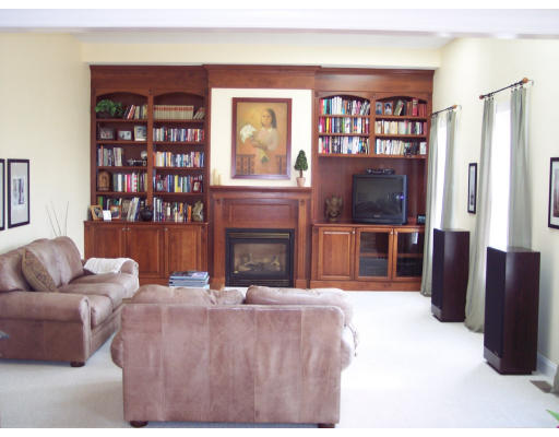 18 Glen Road Hopkinton, MA 01748 - Photo 7 of 29 Gallery Image 7