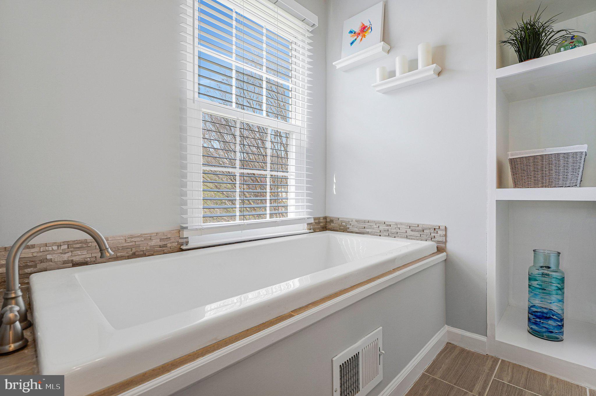 8933 Triple Ridge Road Fairfax Station, VA 22039 - Photo 20 of 43