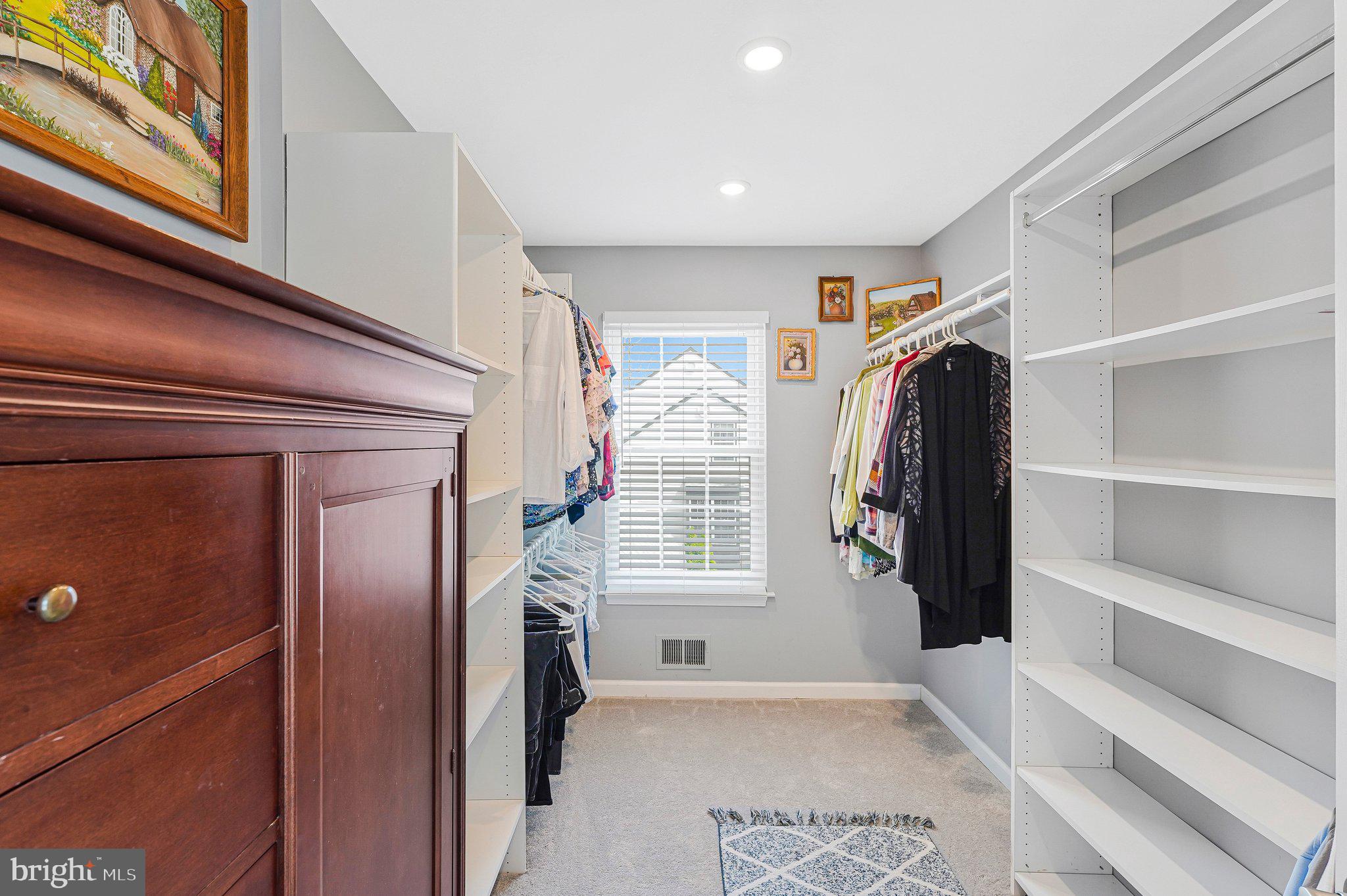 8933 Triple Ridge Road Fairfax Station, VA 22039 - Photo 21 of 43