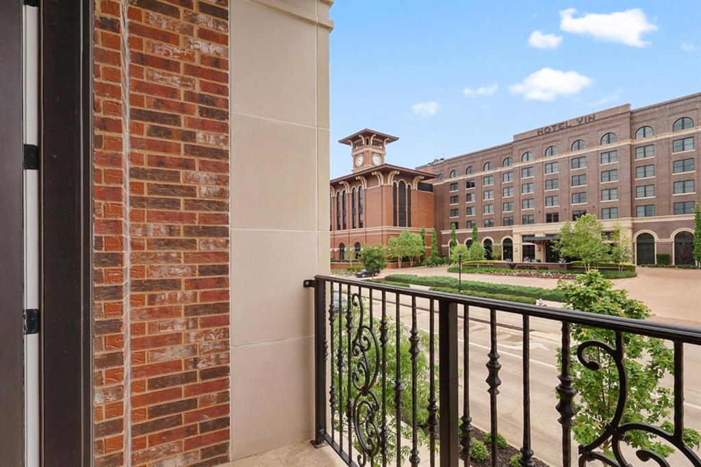 218 East Dallas Road, Unit 104 Grapevine, TX 76051 - Photo 21 of 40