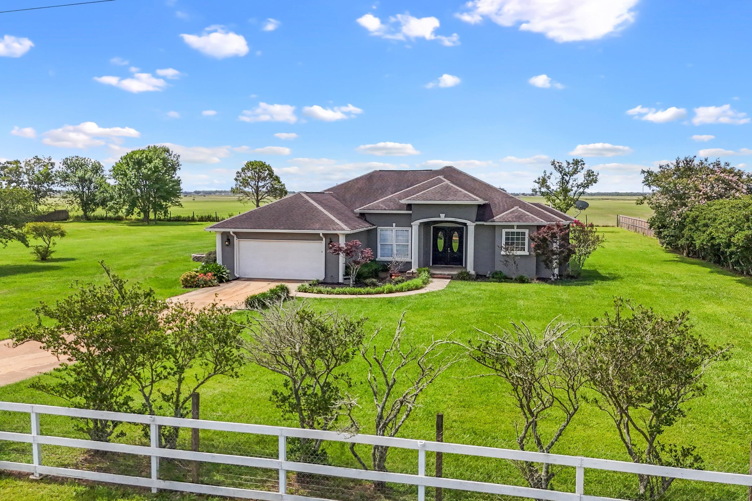 10332 Hartung Road Foley, AL 36535 - Photo 2 of 41