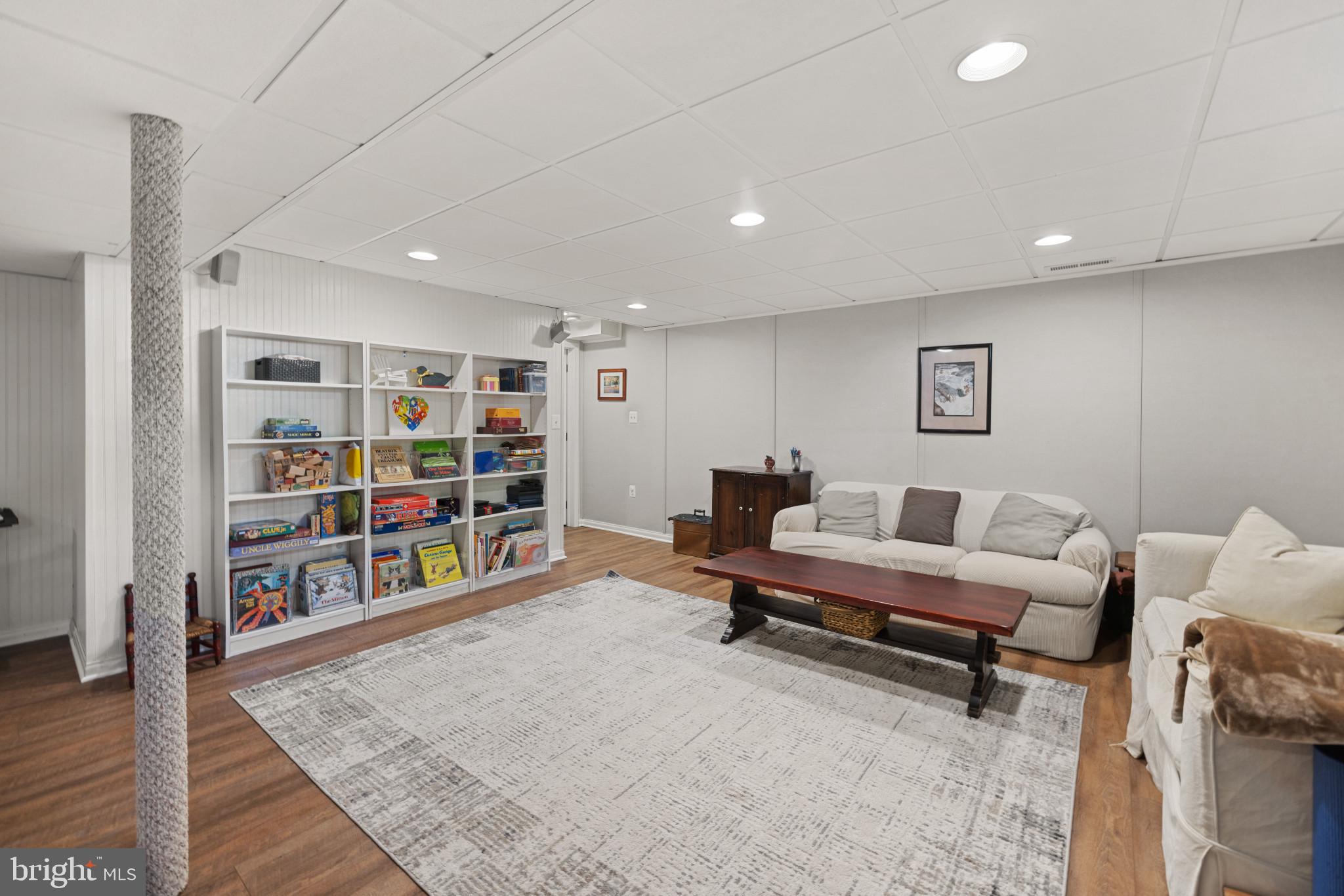 437 Edgemere Drive Annapolis, MD 21403 - Photo 23 of 33 Perfect for all ages