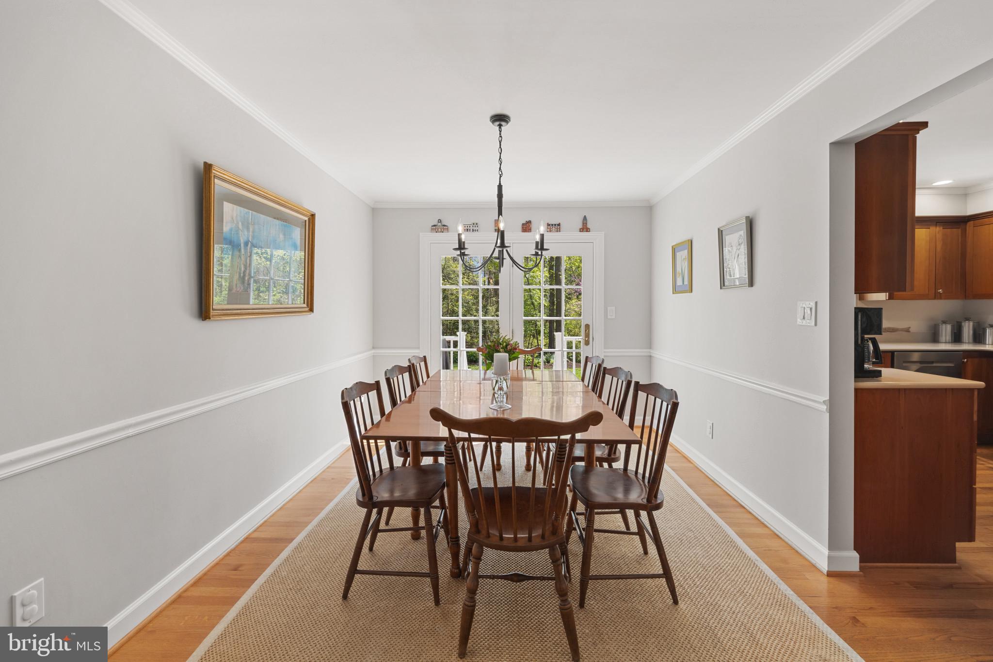 437 Edgemere Drive Annapolis, MD 21403 - Photo 6 of 33 Dining room with French doors to back deck