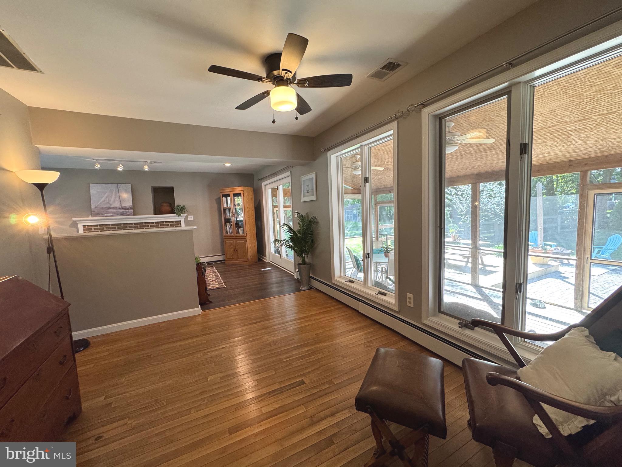 211 Queen Anne Road Stevensville, MD 21666 - Photo 16 of 56 Office/ Dining