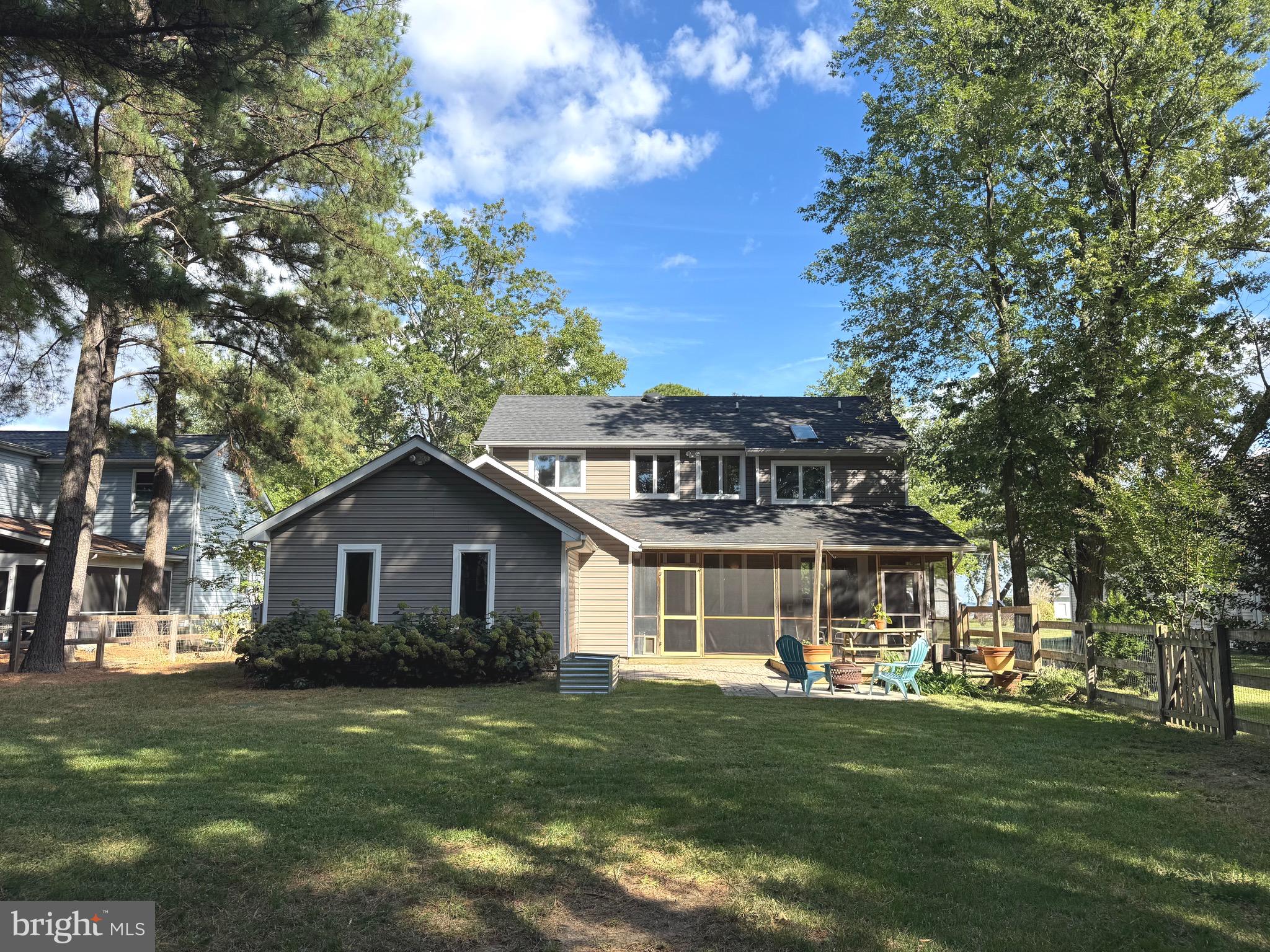 211 Queen Anne Road Stevensville, MD 21666 - Photo 7 of 56 Back elevation