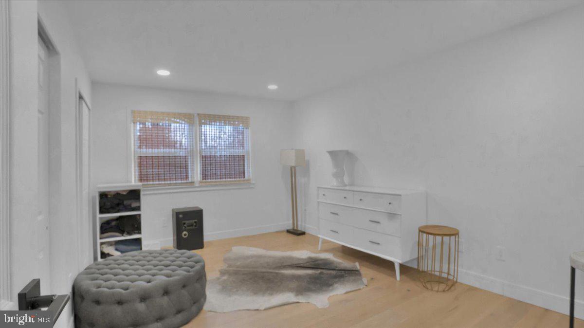 1433 Southwind Way Dresher, PA 19025 - Photo 23 of 37 a bedroom with a bed and a chair
