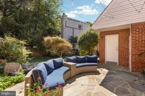 $1,375,000 | 9701 Connecticut Avenue, Kensington, MD 20895