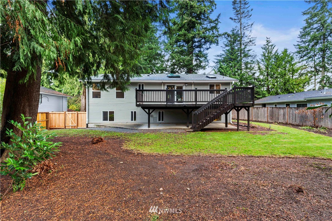 4708 Picnic Point Road Edmonds, WA 98026 - Photo 30 of 33 Gallery Image 30