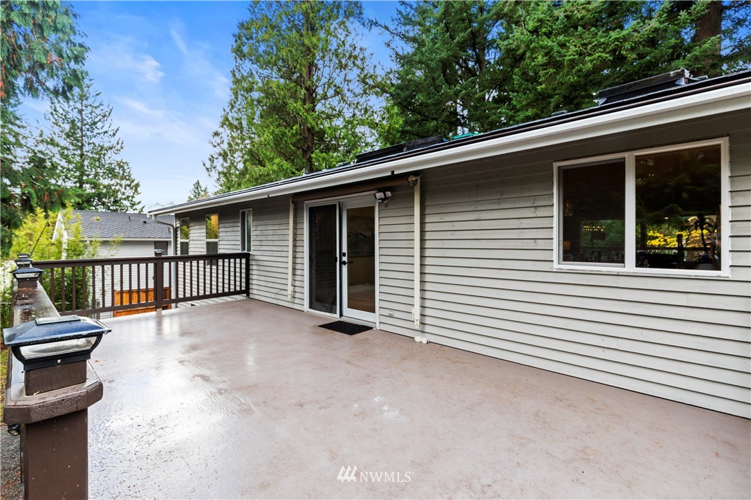 4708 Picnic Point Road Edmonds, WA 98026 - Photo 31 of 33 Gallery Image 31