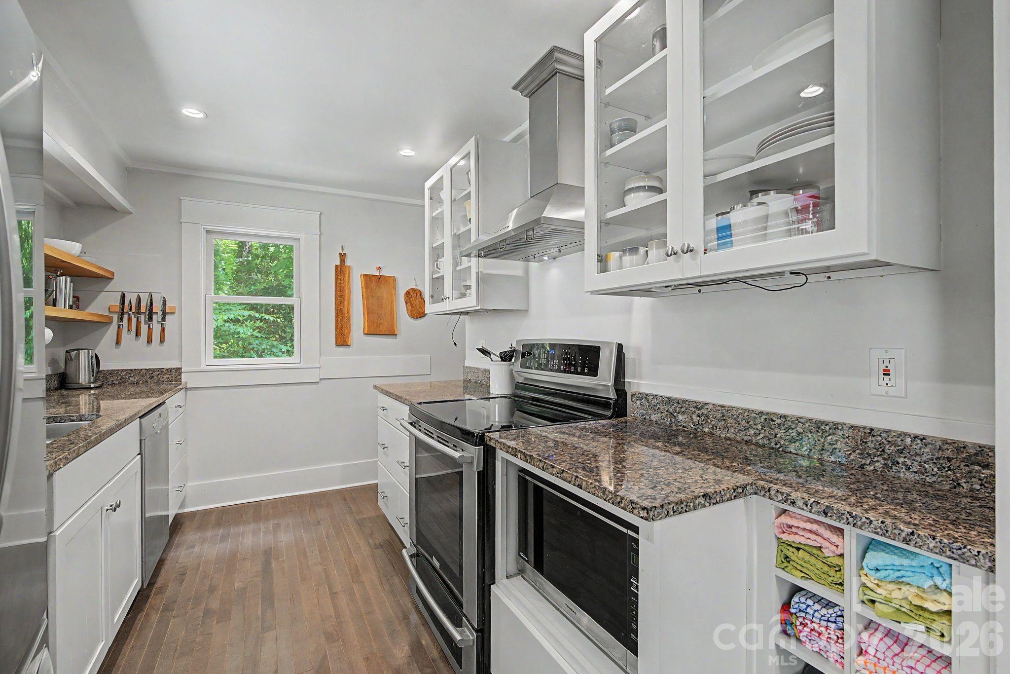 878 Garren Creek Road Fairview, NC 28730 - Photo 14 of 46
