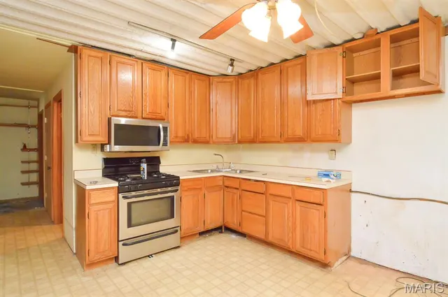 $70,000 | 6375 Old Carpenter Road, Edwardsville, IL 62025