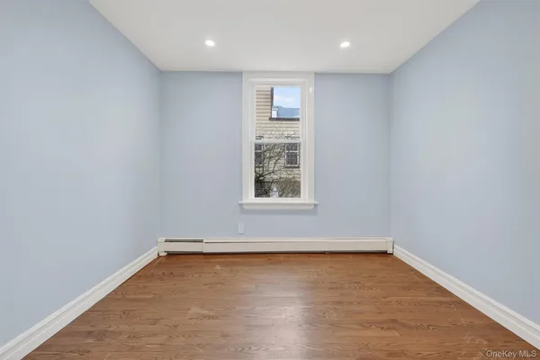 $3,200 | 92 Kimball Avenue, Unit 1, Yonkers, NY 10704