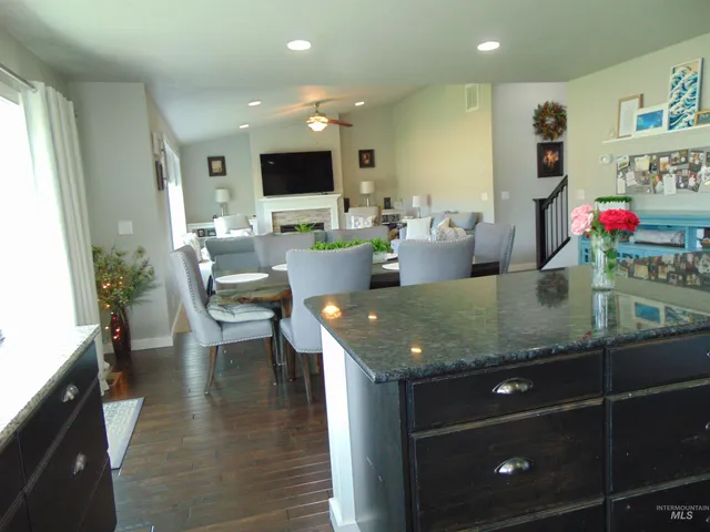 $535,000 | 983 South Street, Vale, OR 97918