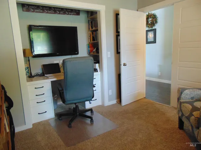 $535,000 | 983 South Street, Vale, OR 97918