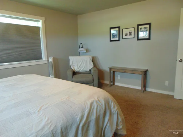 $535,000 | 983 South Street, Vale, OR 97918