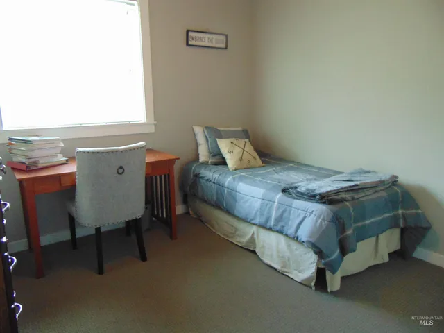 $535,000 | 983 South Street, Vale, OR 97918