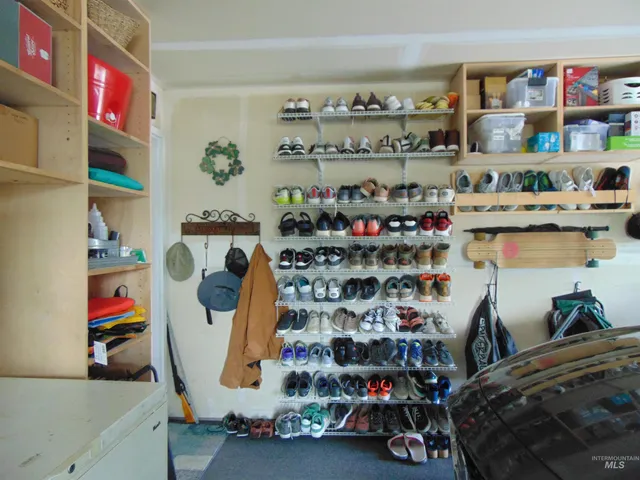 $535,000 | 983 South Street, Vale, OR 97918