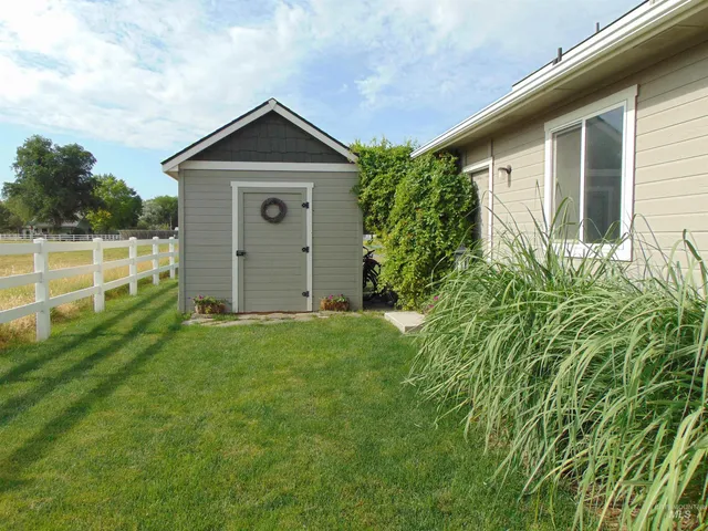 $535,000 | 983 South Street, Vale, OR 97918