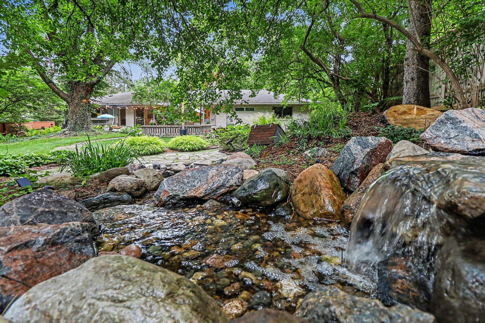 2411 Londonderry Road Ann Arbor, MI 48104 - Photo 56 of 61 062_file_2718